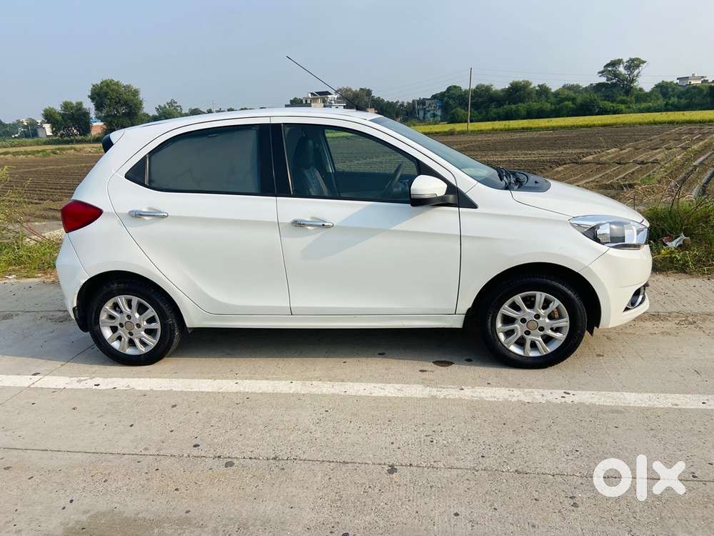Tata Tiago Petrol 2018