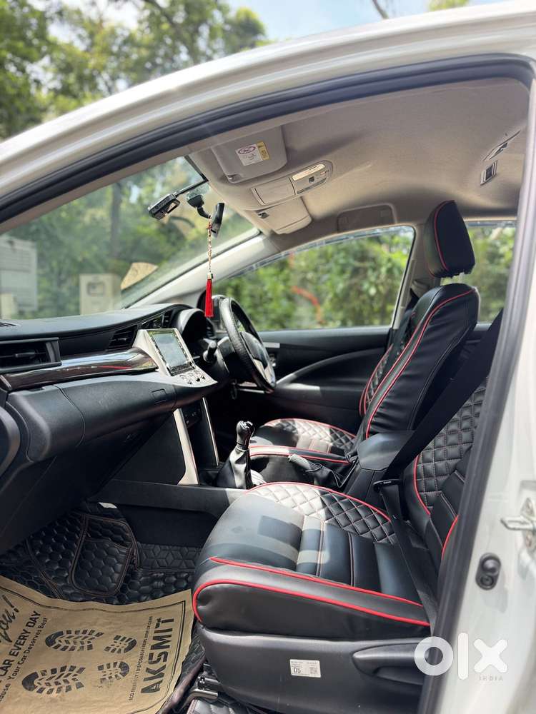 Toyota Innova Crysta 2.4 G Plus Mt, 2025, Diesel