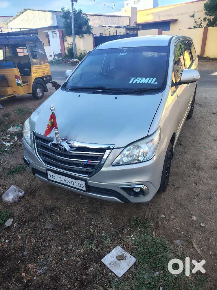 Toyota Innova 2015 Diesel Well Maintained