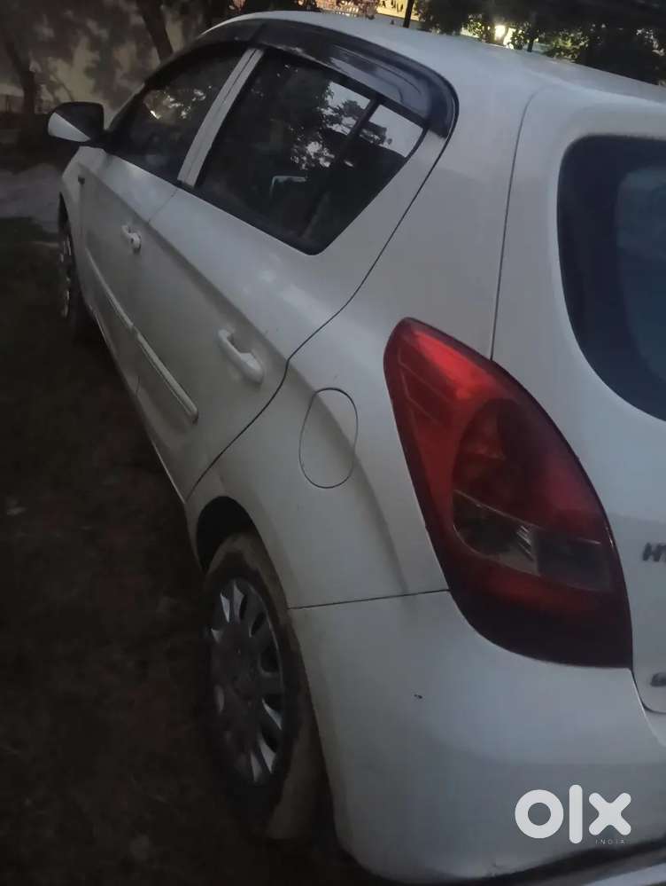 नई कार लेनी है