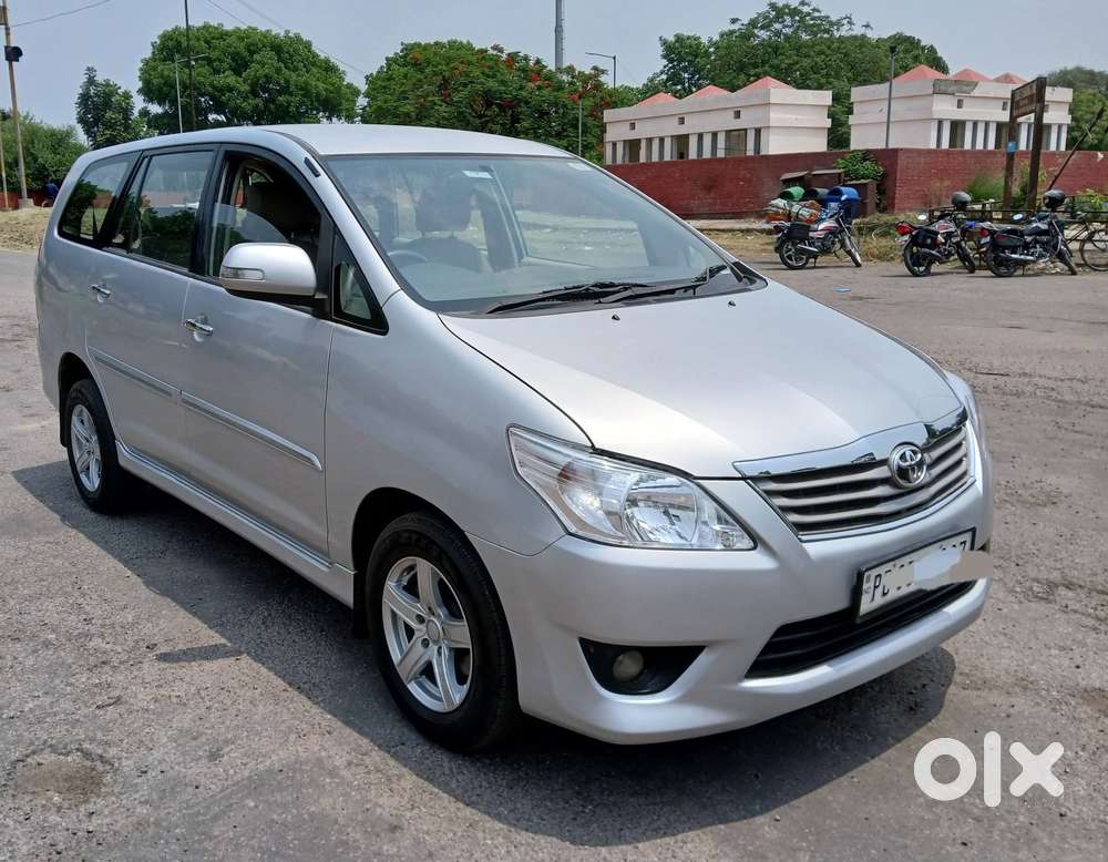 Toyota Innova 2.5 V 7 Str, 2013, Diesel