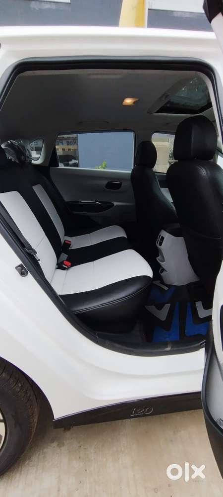 Hyundai New I20 1.2 Asta Ivt Dual Tone, 2025, Petrol