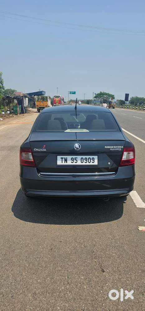 Skoda Rapid 1.5 Tdi Style/1.5 At Style, 2017, Diesel