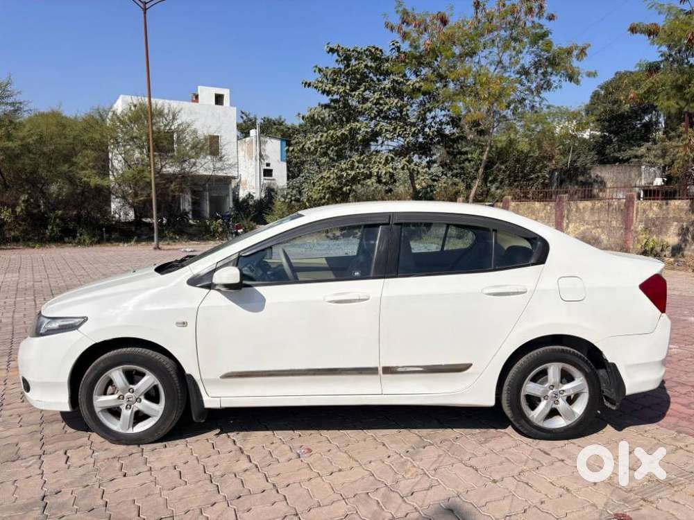 Honda City Edge Edition Sv, 2013, Petrol