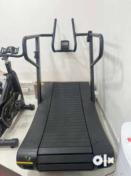 Second hand curved treadmill sale