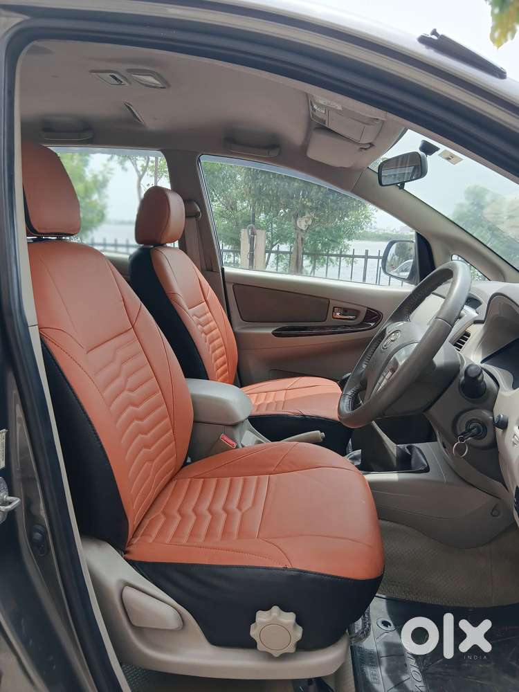 Toyota Innova 2.5 V 7 Str, 2013, Diesel