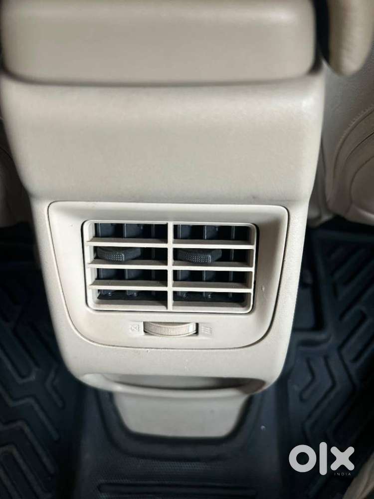 Maruti Suzuki Ertiga Zxi At Shvs, 2025, Petrol