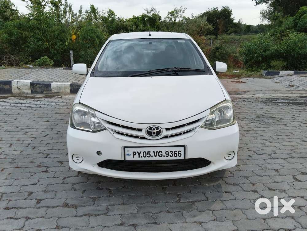 Toyota Etios, 2012, Petrol
