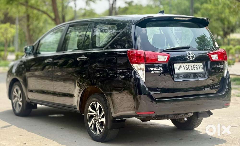 Toyota Innova Crysta 2.4 G Mt 7 Str, 2021, Diesel