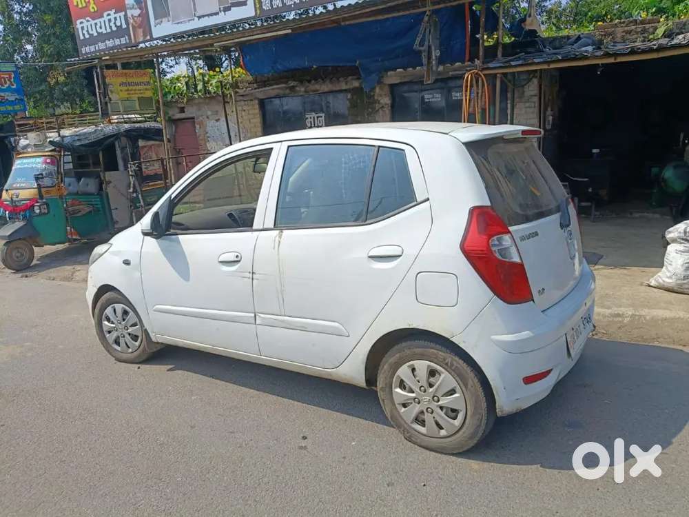 Hyundai I10 Sportz 2011