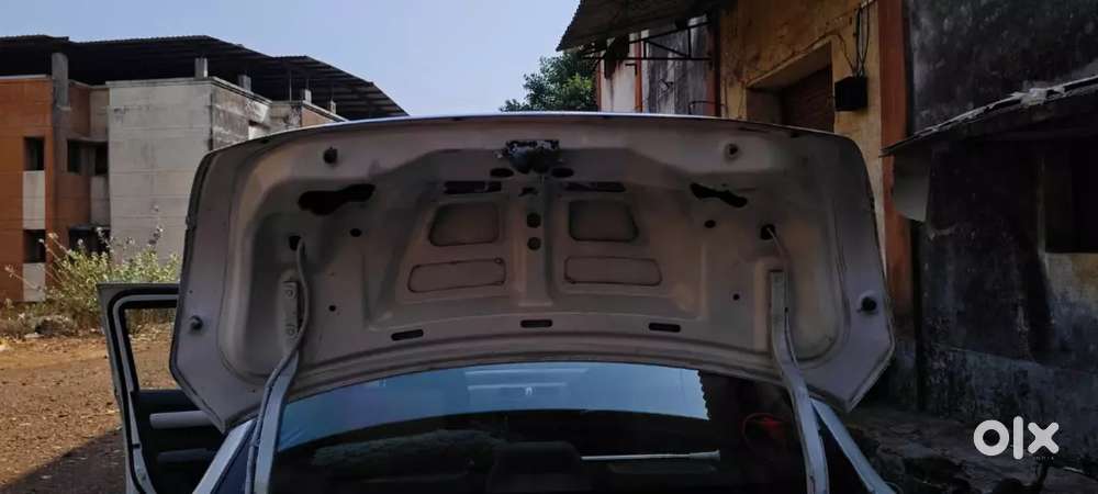 Maruti Suzuki Swift Dzire 2010