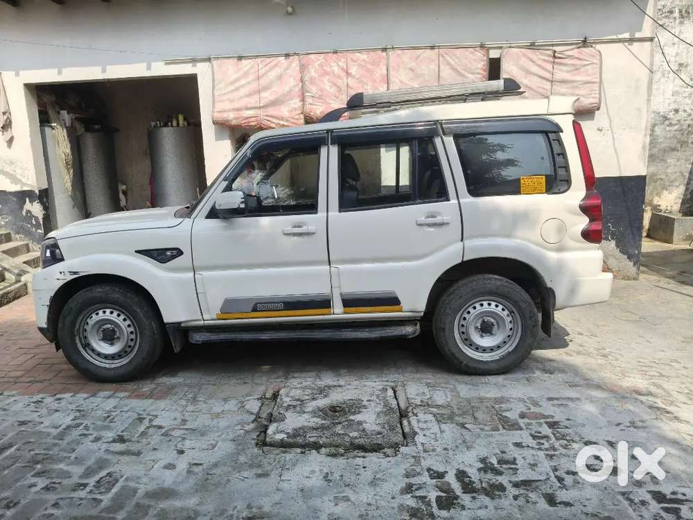 Mahindra Scorpio Classic 2025 Diesel Manual