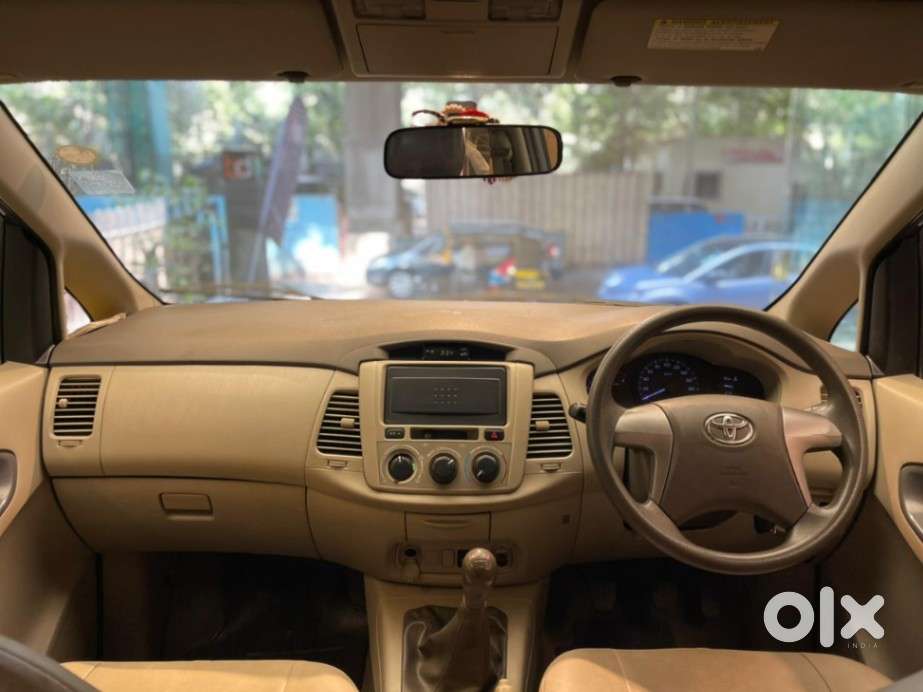 Toyota Innova 2.5 G (diesel) 8 Seater, 2013