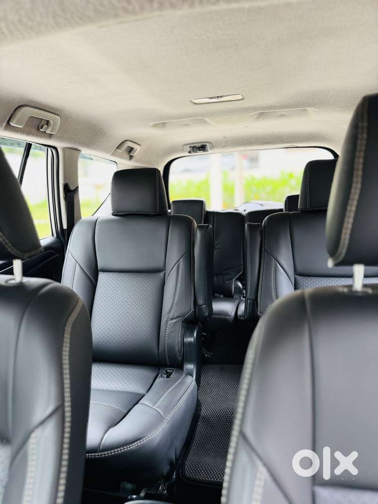 Toyota Innova Crysta 2.4 G Mt, 2017, Diesel