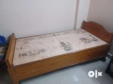 box type cot images