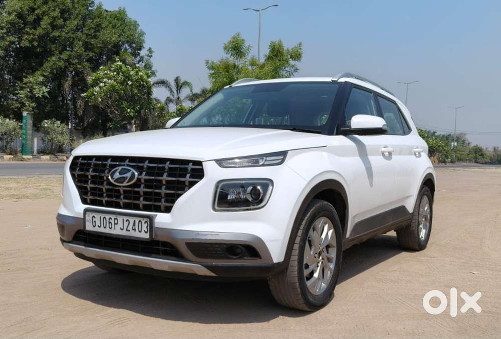 Hyundai Venue Sx Dual Tone, 2022, Diesel