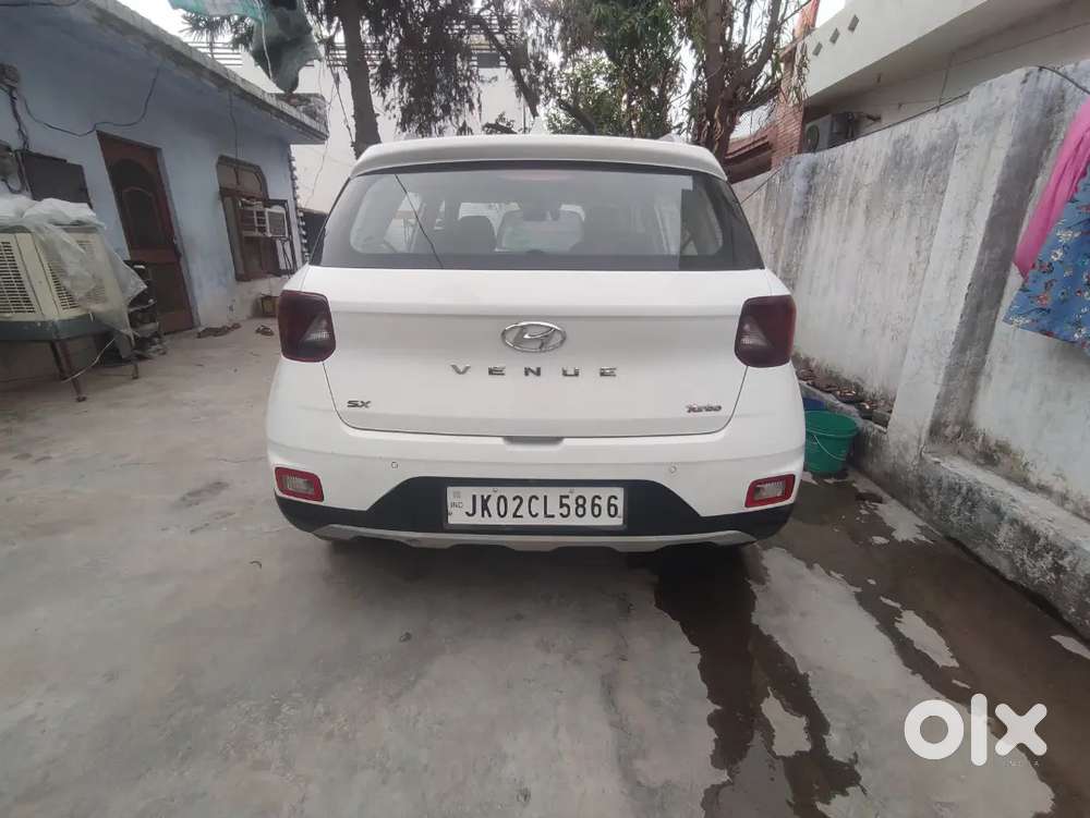 Minor Scratches , Dents In The Car But Under Insurance.bargainable Prc