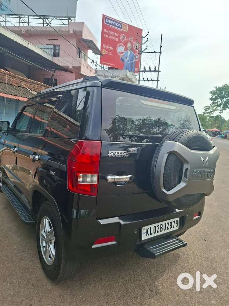Mahindra Bolero Neo 10 Full Option