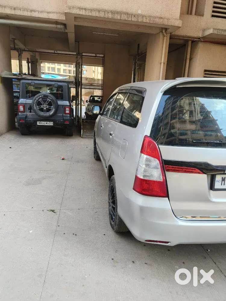 Toyota Innova 2010