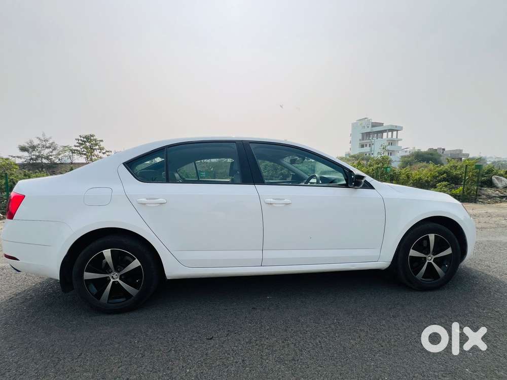 Skoda Octavia 2013-2017 Active 1.4 Tsi Mt, 2017, Petrol