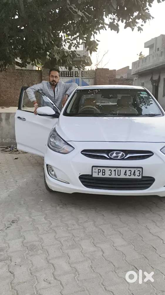 Hyundai New Verna 2014 Diesel 200000 Km Driven