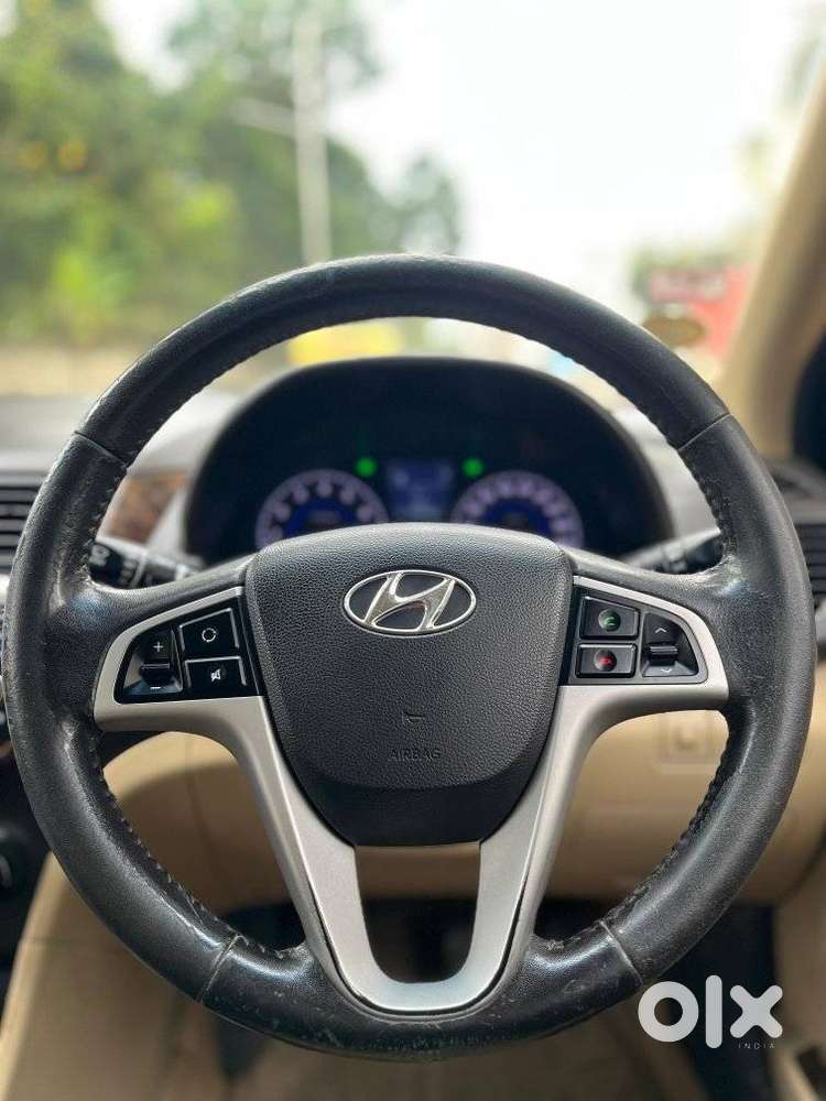 Hyundai Verna Vtvt 1.6 Sx, 2014, Petrol