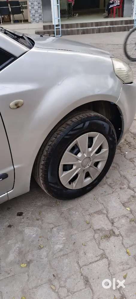 Maruti Suzuki Sx4 Vxi Cng 2010 Variant