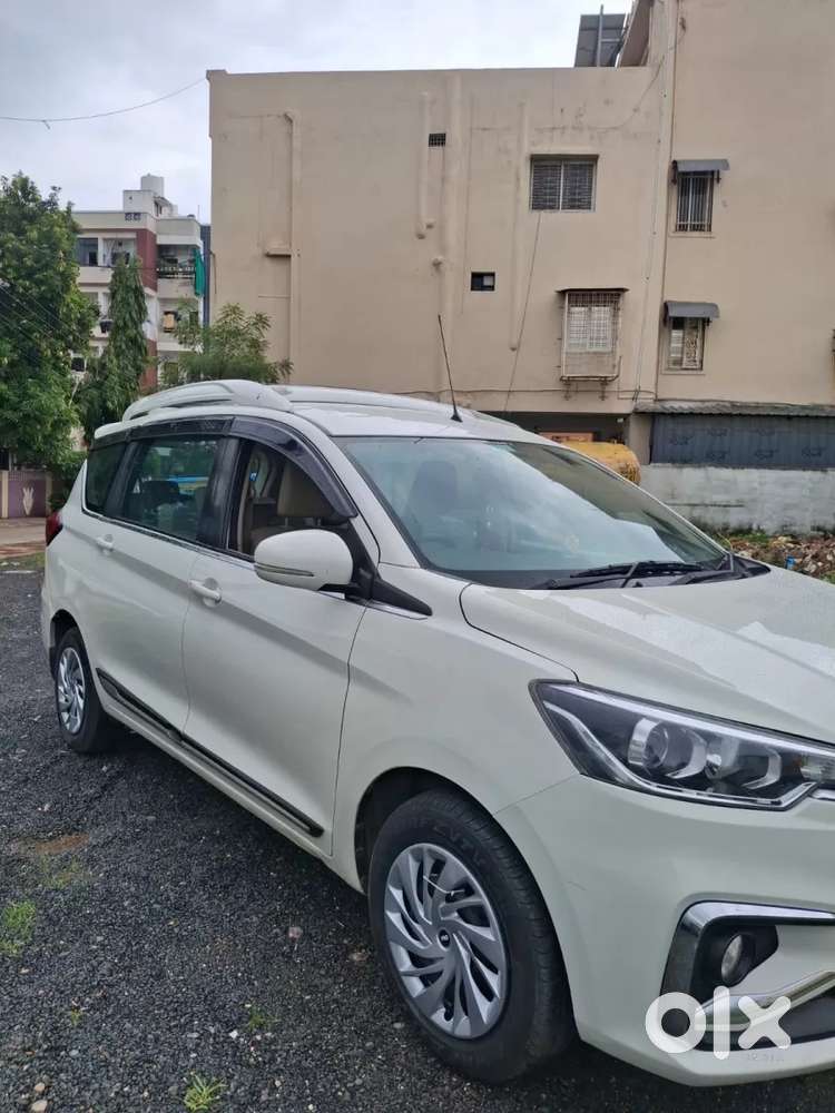 Maruti Suzuki Ertiga 1.5 Vxi, 2022, Petrol