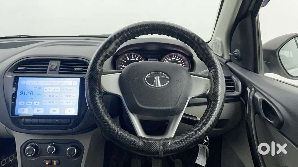 Tata Tiago 1.2 Revotron Xm, 2017, Petrol