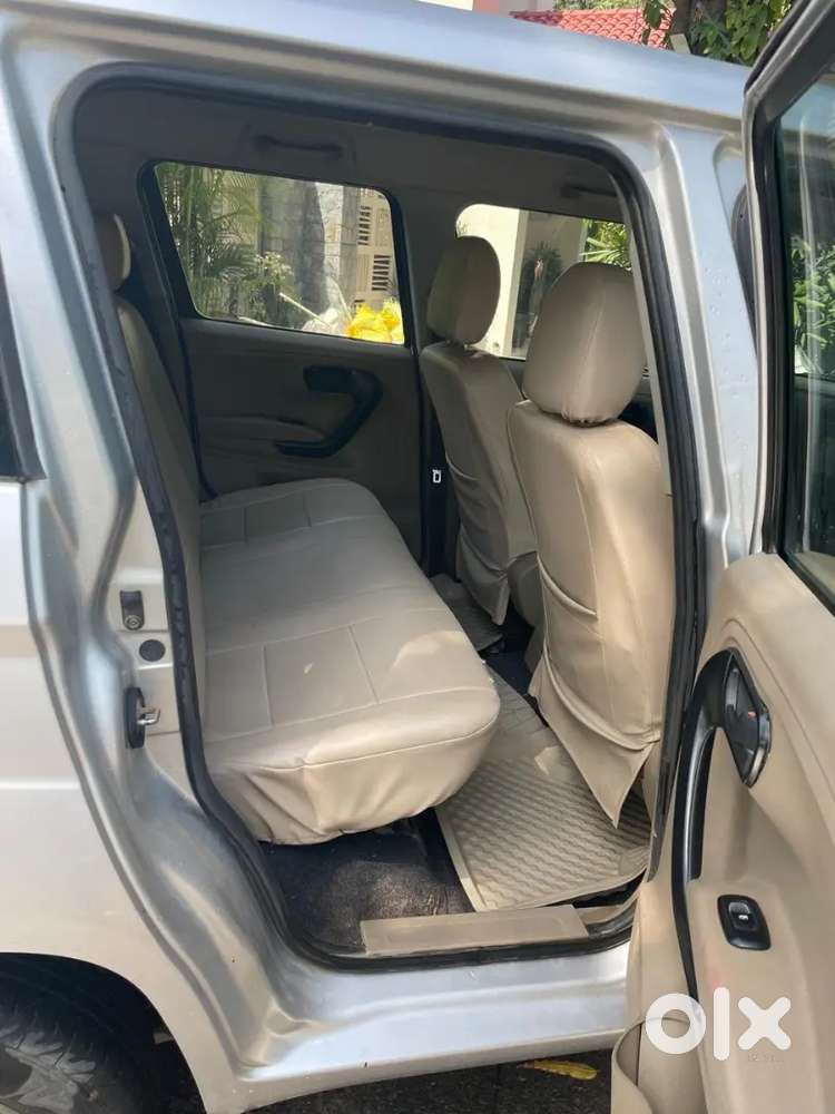 Mahindra Tuv 300 Plus 2016