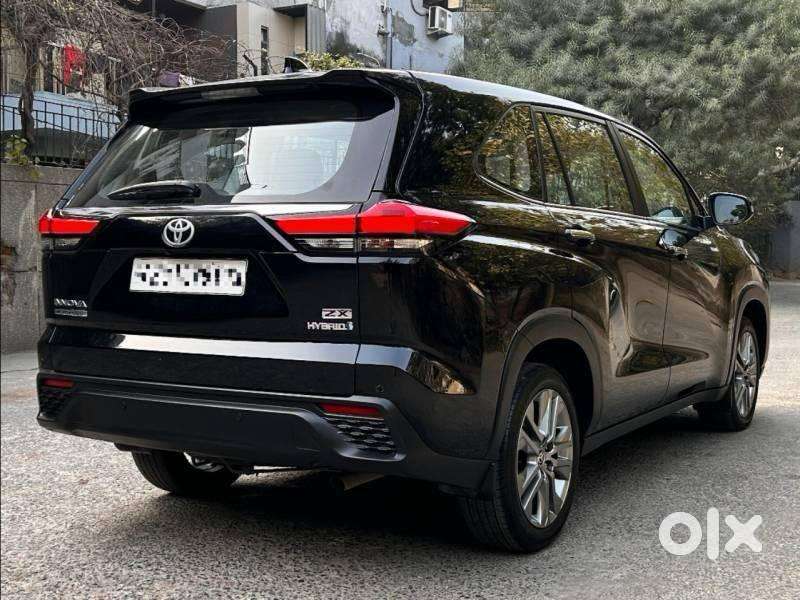 Toyota Innova Hycross 2.0 Zx (o) Hybrid 7 Str, 2024, Petrol