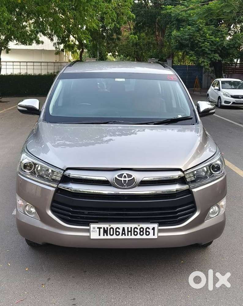 Toyota Innova Crysta 2.4 Vx Mt 8s, 2016, Diesel