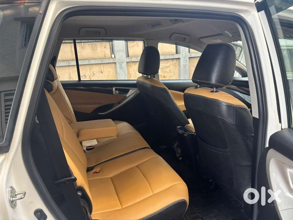 Toyota Innova Crysta 2020 Diesel Well Maintained