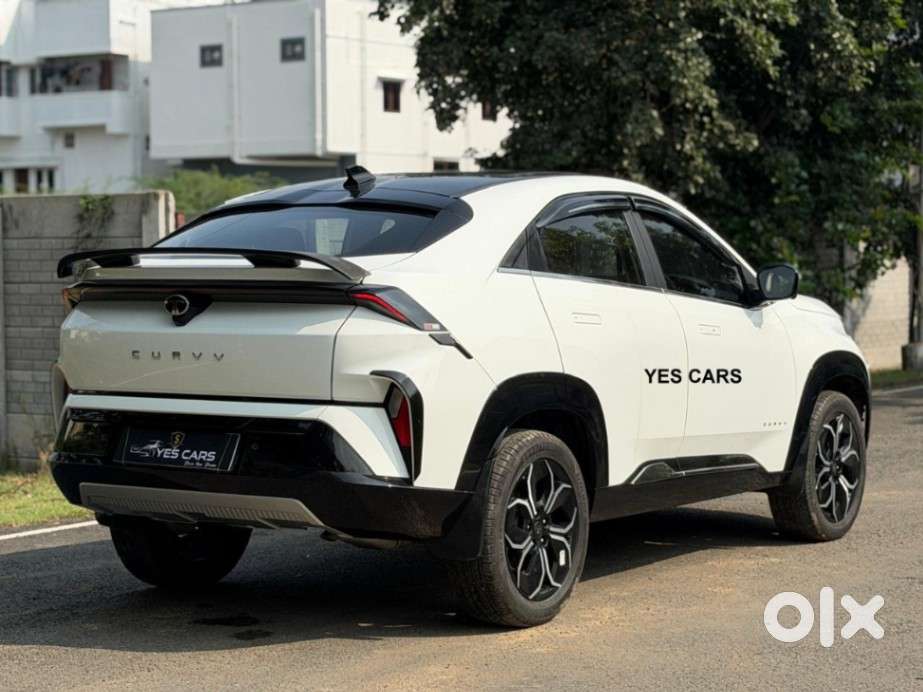 Tata Curvv Accom + A Dmt, 2025, Petrol