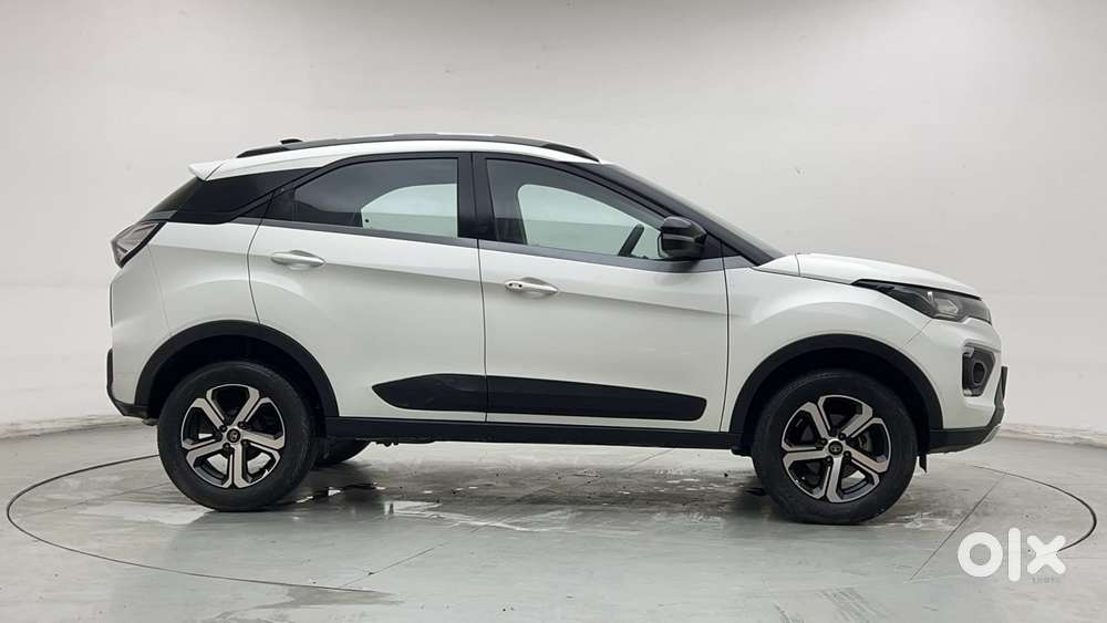 Tata Nexon 1.2 Revotron Xz Plus, 2022, Petrol