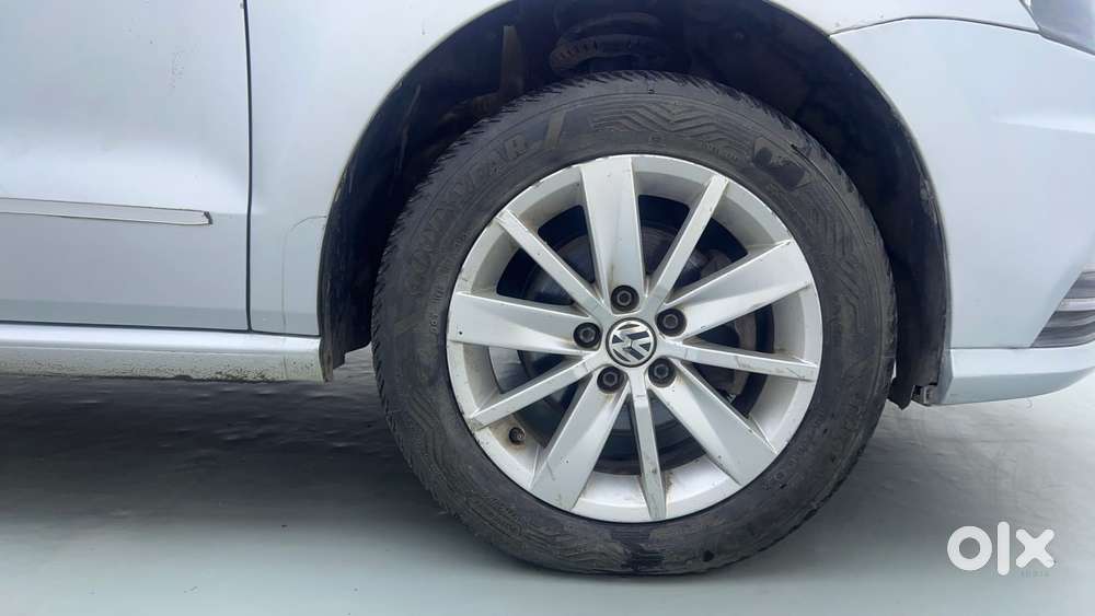 Volkswagen Ameo 1.2 Mpi Highline 16 Alloy, 2017, Petrol