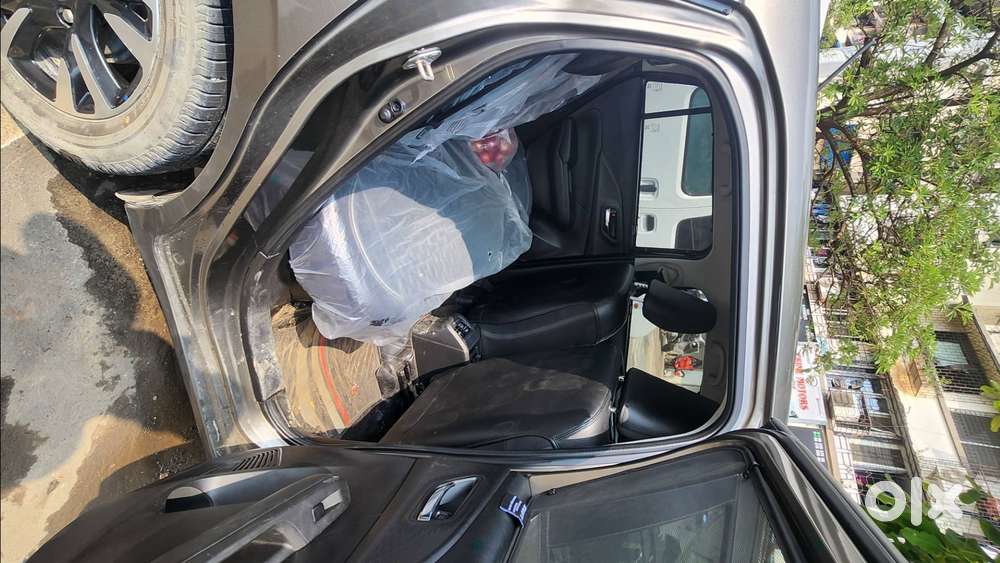 Maruti Suzuki Swift Zxi 2025 Petrol