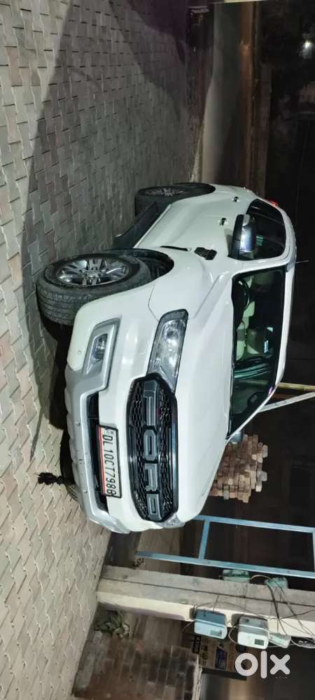 Ford Endeavour 2016 Diesel 120000 Km Driven