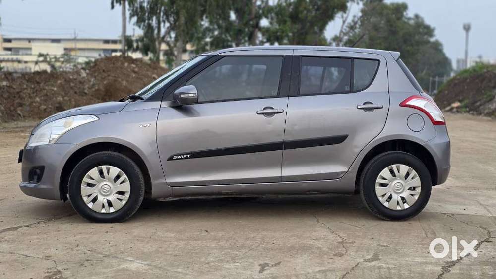 Maruti Suzuki Swift 1.2 Vxi (o), 2013, Petrol
