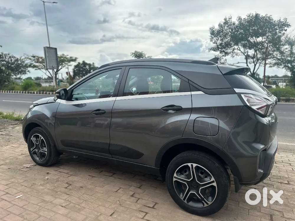 Tata Nexon 2023 Petrol 23100 Km Driven
