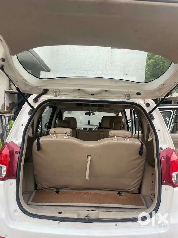 Maruti Suzuki Ertiga 1.5 Lxi 2014