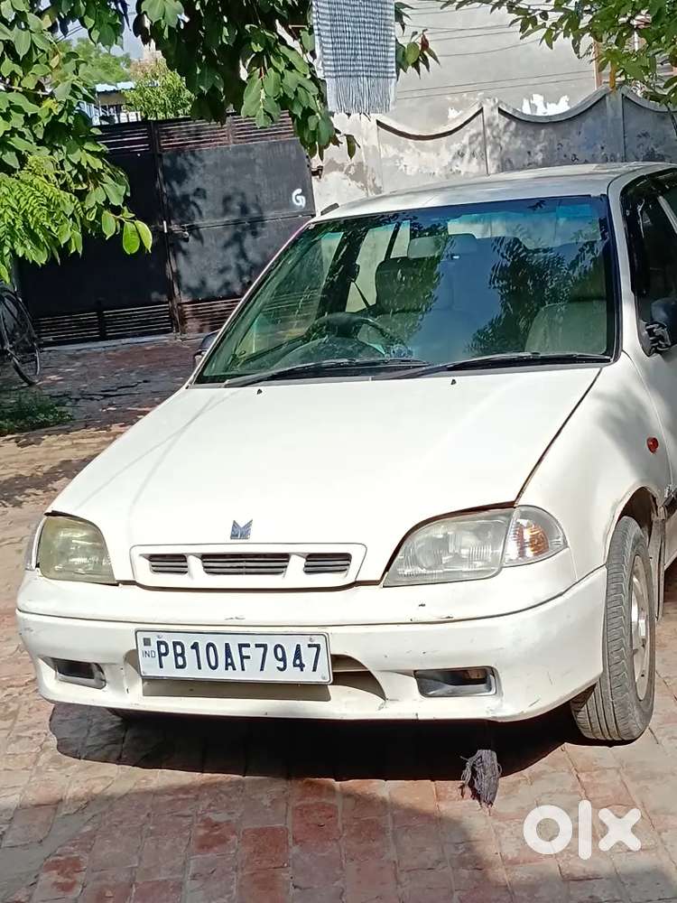Maruti Suzuki Esteem 1999
