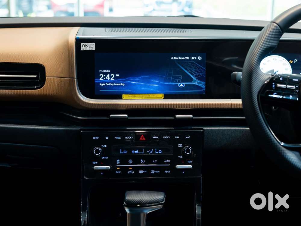 Hyundai Alcazar Signature 1.5 Petrol Dct 6str, 2025, Petrol