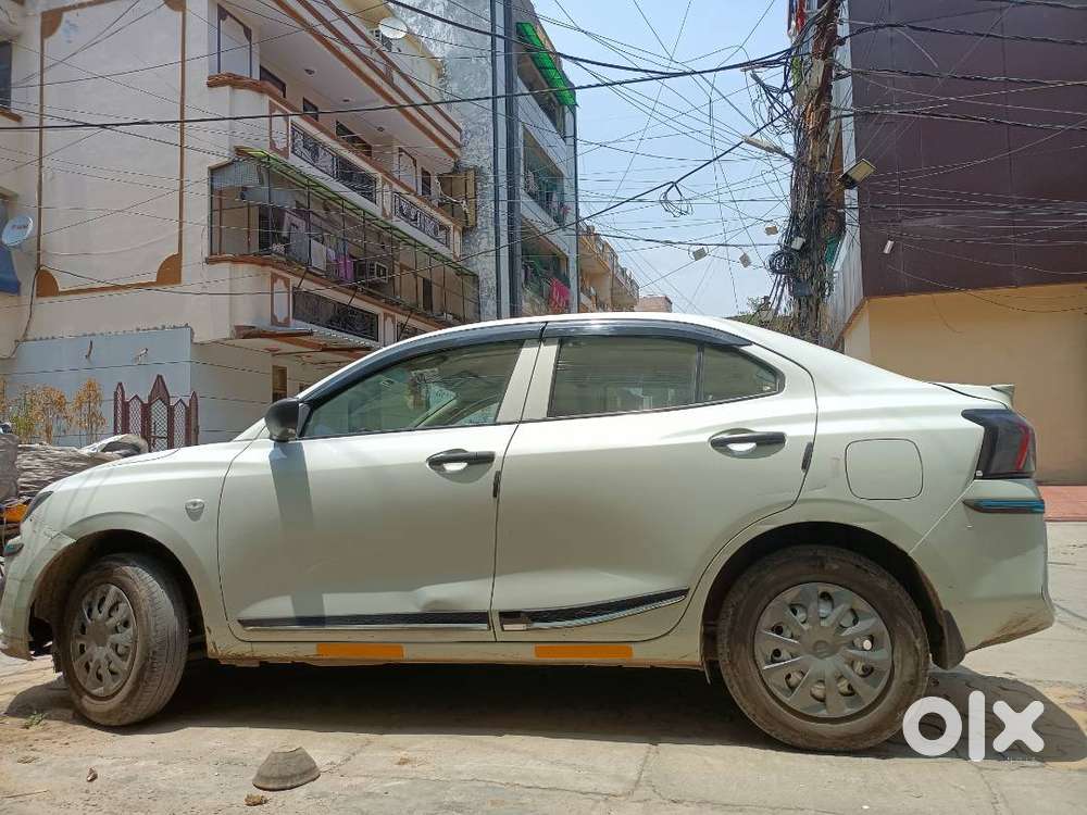 Maruti Dizair Toors