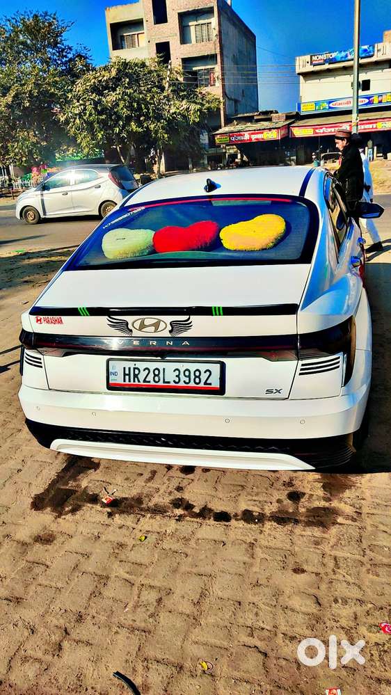 September 2023 Model Both Keys Good Condition Car Sx Manual Transmissi