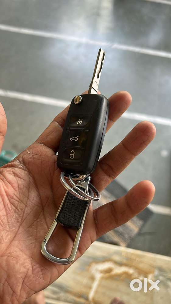 Volkswagen Ameo Petrol 2016