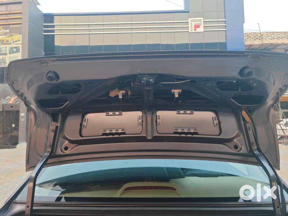Honda Amaze 2nd Gen Vx, 2020, Petrol