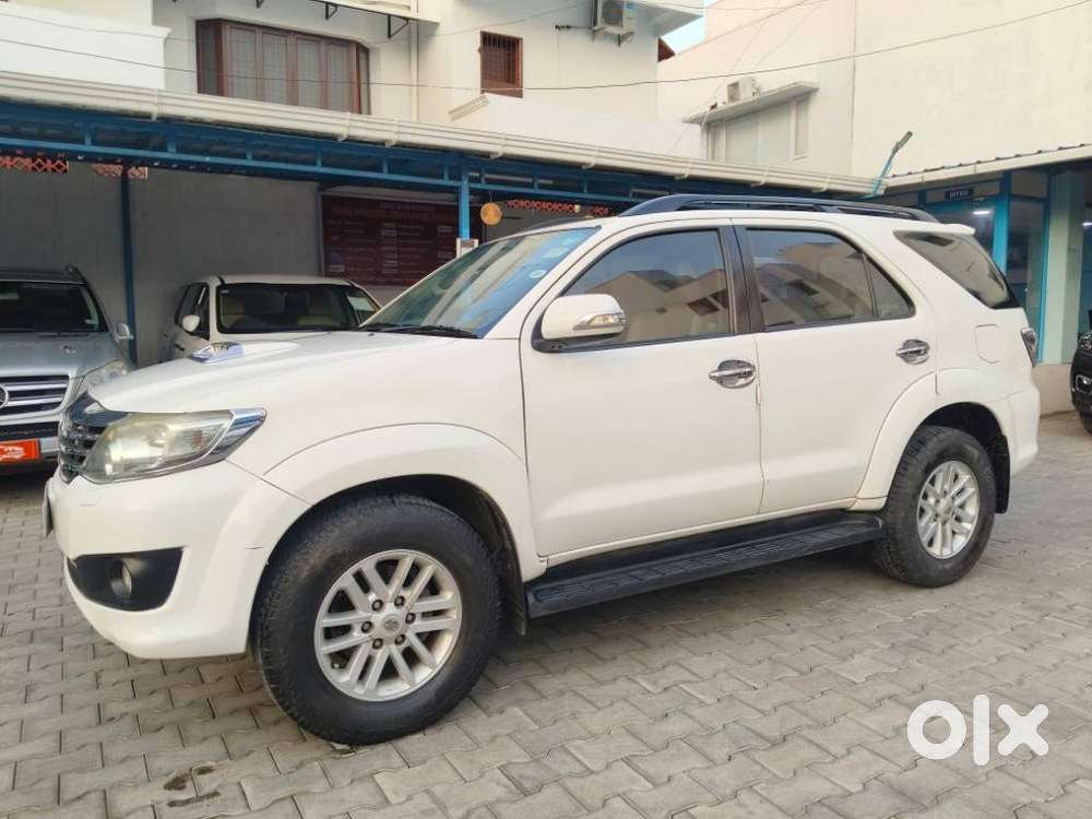 Toyota Fortuner 3.0 4x2 Automatic, 2012, Diesel