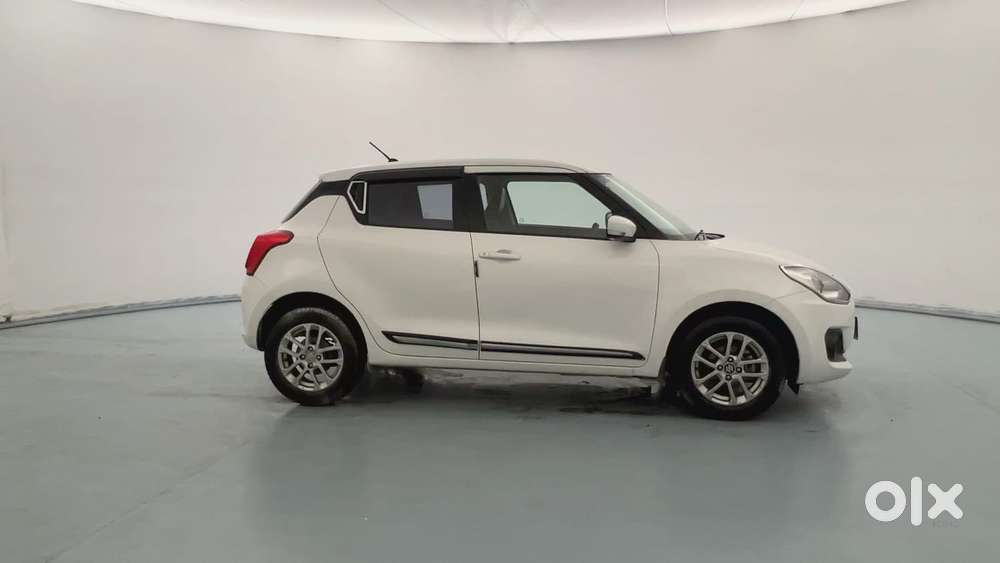 Maruti Suzuki Swift 1.3 Zxi, 2023, Petrol