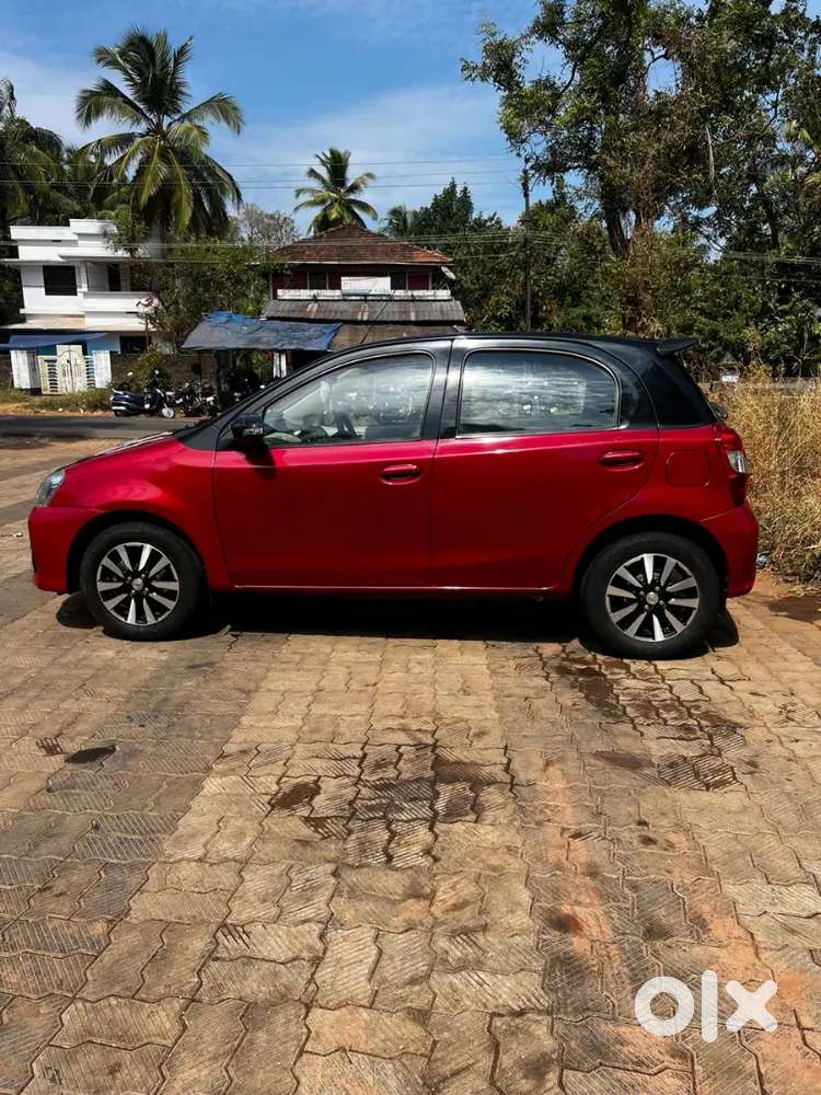 Toyota, Etios Liva,lcd With Reverse Camera,1 Party Insurance,